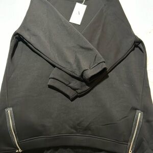 ADEPTT oversized sweatshirt NWT